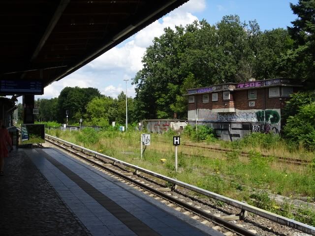 シェーンホルツ駅