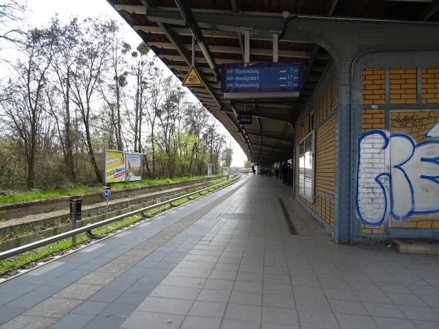 リヒターフェルデ東駅