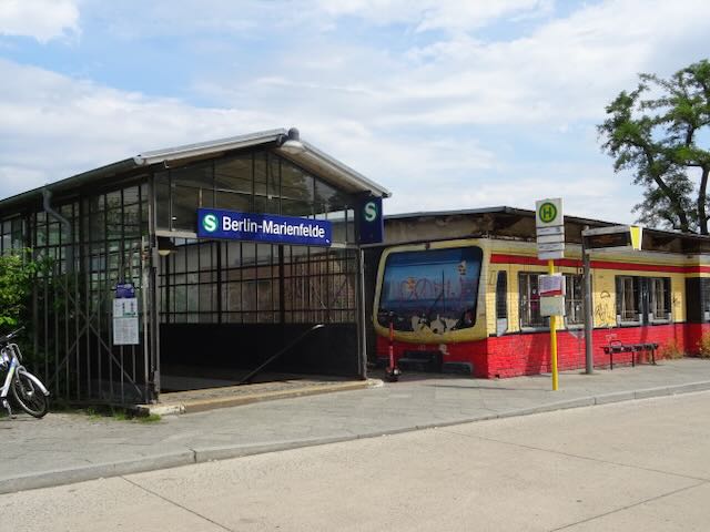 マリーエンフェルデ駅