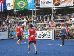 休憩中のサッカーパーフォーマンス