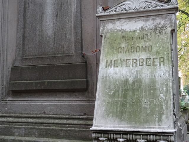 マイアーベーアの墓石