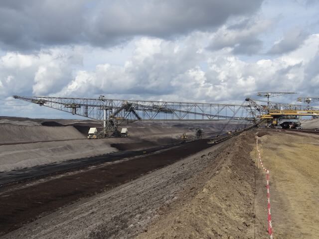 石炭露天掘り炭鉱