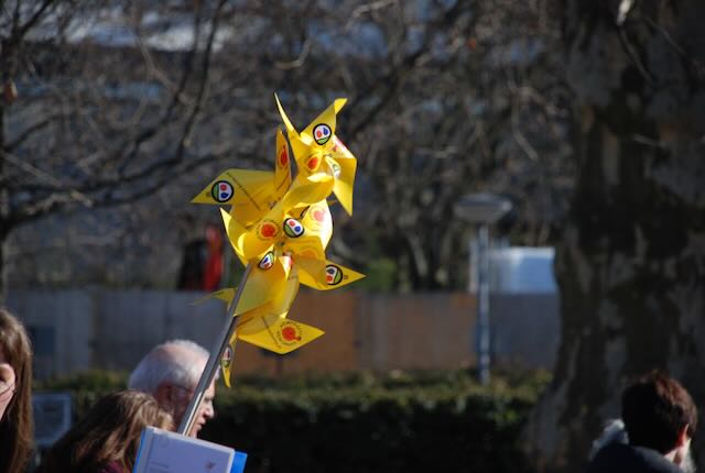 原発いらないの風車
