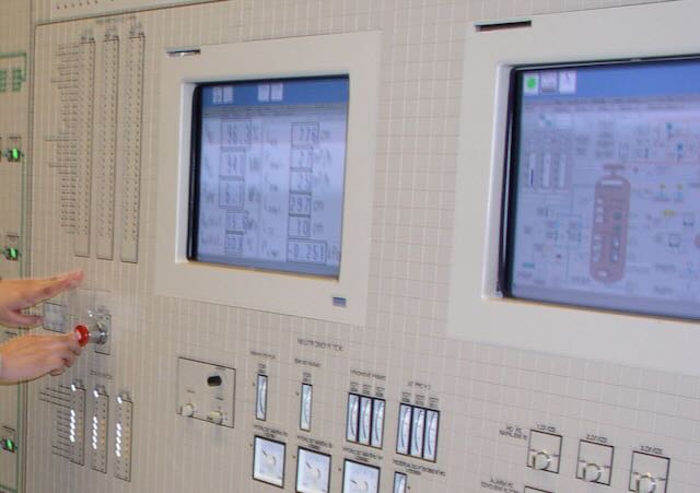 非常停止ボタン